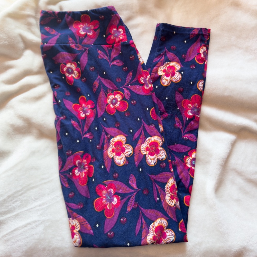 LuLaRoe Tall & Curvy Leggings Blue Purple Pink Floral